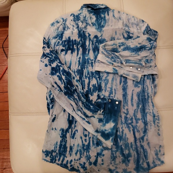 western style button up shirt - Picture 2 of 3